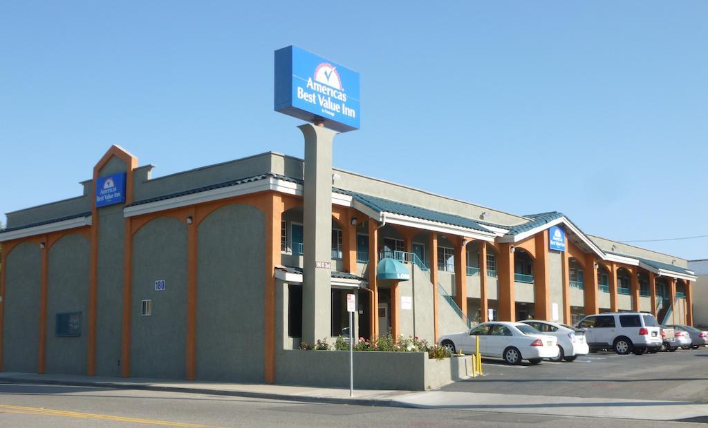 Americas Best Value Inn Corona Zewnętrze zdjęcie