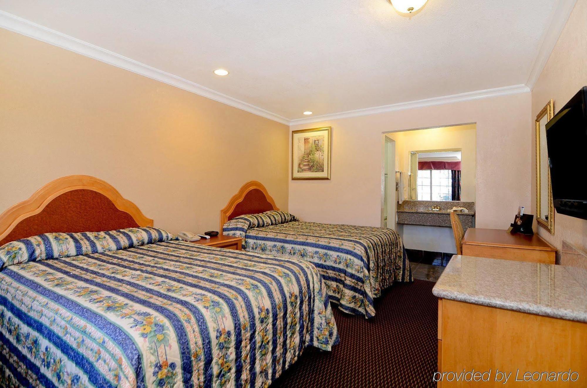 Americas Best Value Inn Corona Pokój zdjęcie